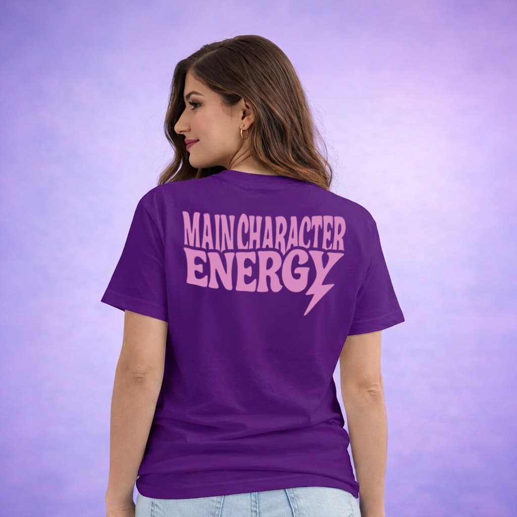 Main Character Energy - T-shirt